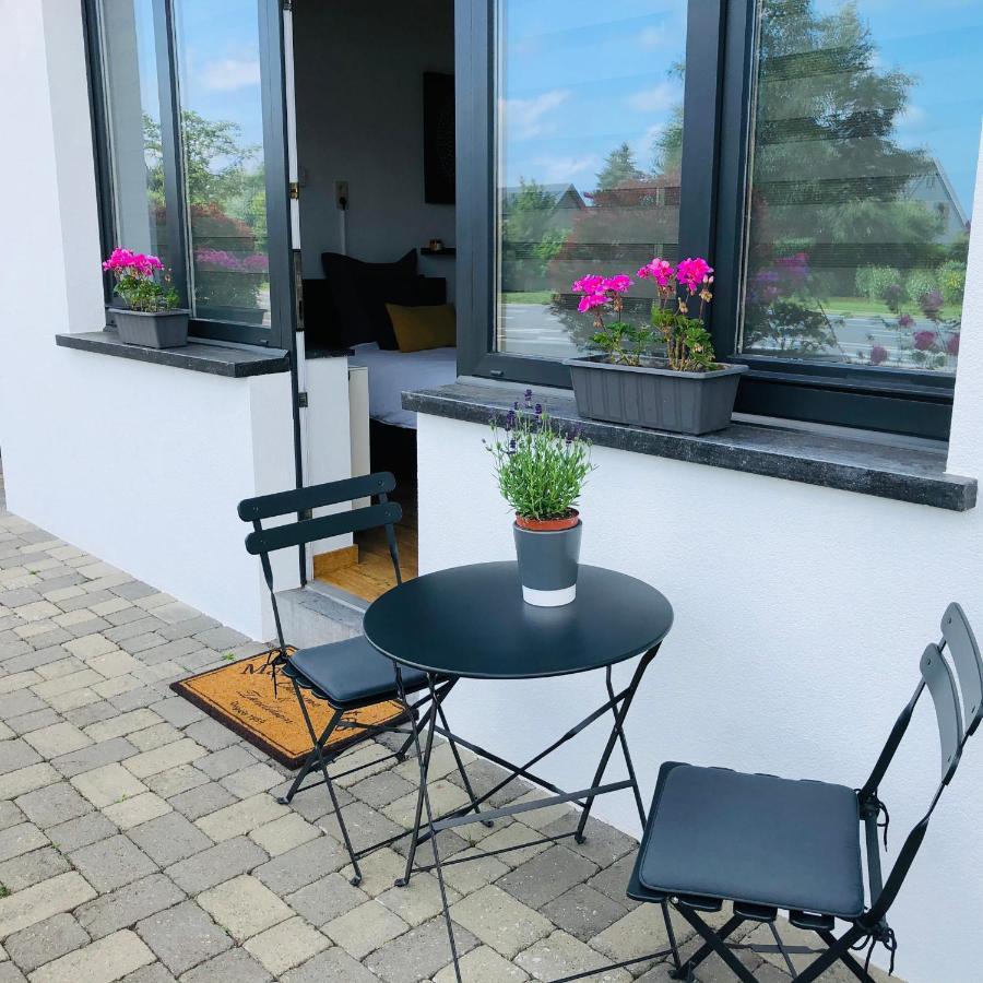 La Villa Chambre Deluxe Twin Бастон Екстериор снимка